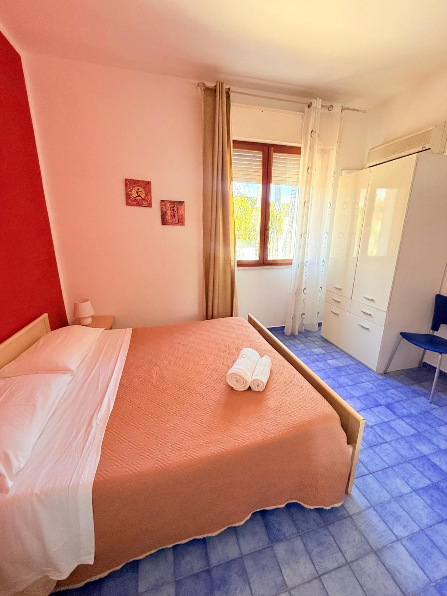 Nido Colorato B&B Fontane Bianche Exteriör bild